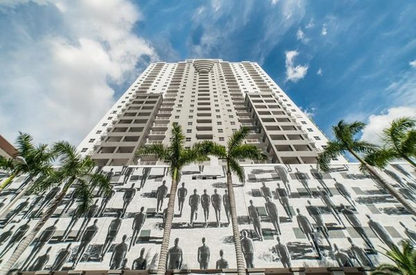 Fortune House Hotel Miami Florida — Property