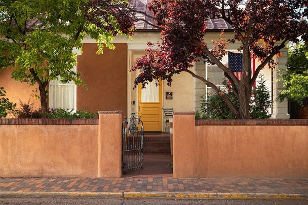 Four Kachinas Inn — Property