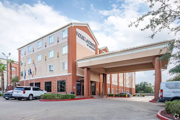 Four Points by Sheraton Houston Hobby Airport — Property