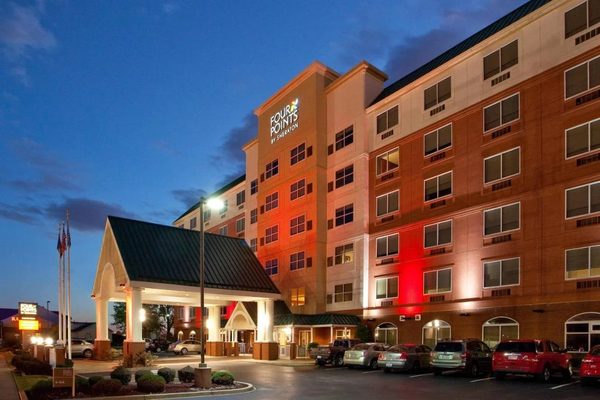 Four Points by Sheraton Louisville Airport — Property