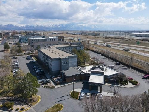 Four Points by Sheraton Salt Lake City Airport — Property