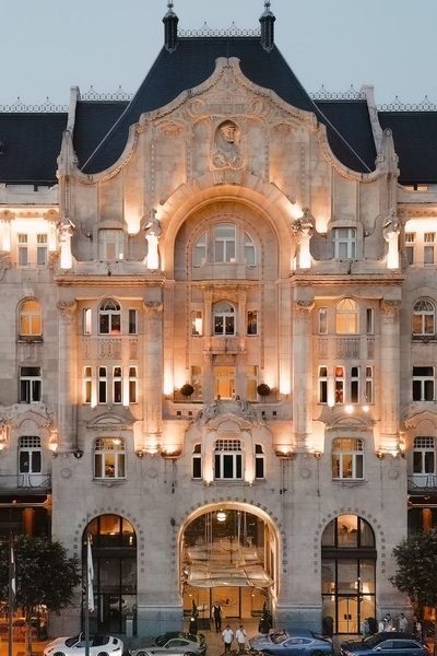 Four Seasons Hotel Gresham Palace Budapest — Property