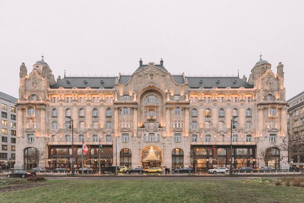 Four Seasons Hotel Gresham Palace Budapest — Property