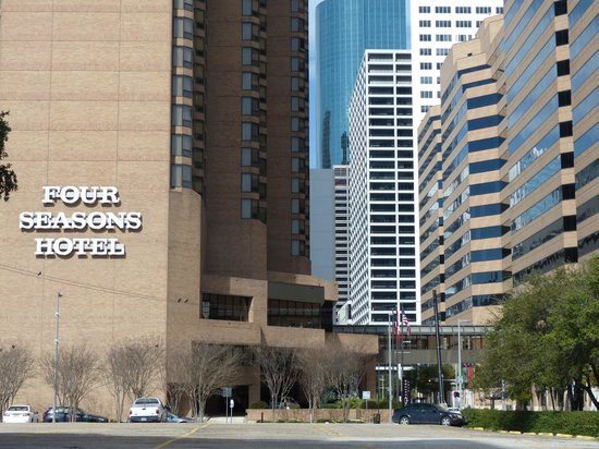 Four Seasons Hotel Houston — Property