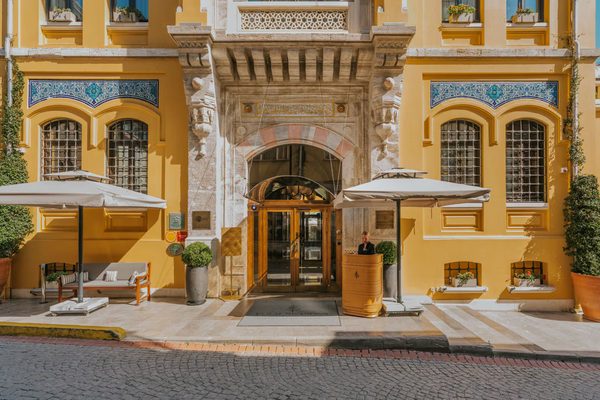 Four Seasons Hotel Istanbul At Sultanahmet Istanbul — Property