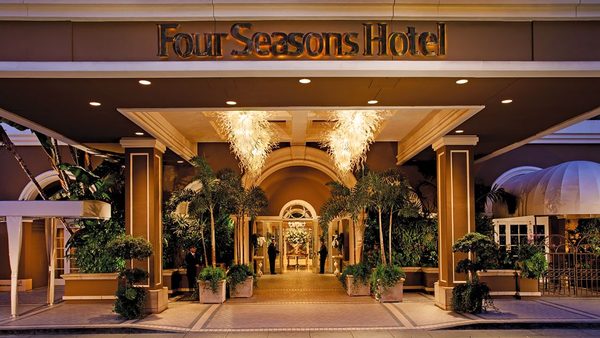 Four Seasons Hotel Los Angeles at Beverly Hills Los Angeles California — Property