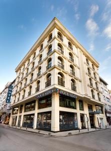 Four Sides Sisli Istanbul — Property