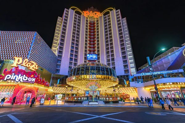 Fremont Plaza Hotel Las Vegas Nevada — Property