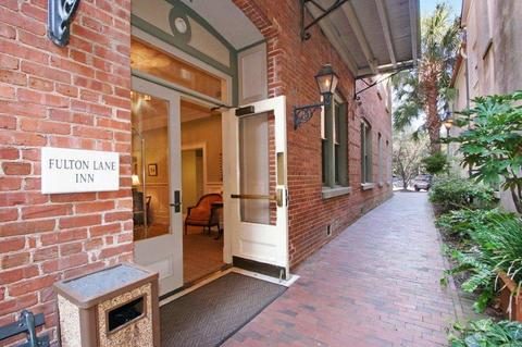 Fulton Lane Inn — Property