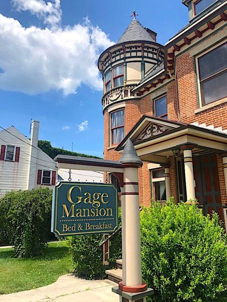 Gage Mansion Bed Breakfast — Property
