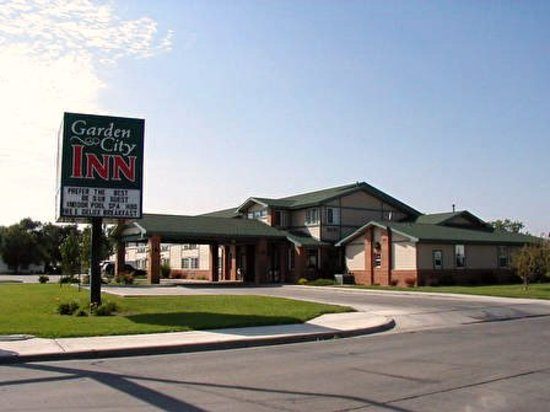 Garden City Inn Garden City Kansas — Property