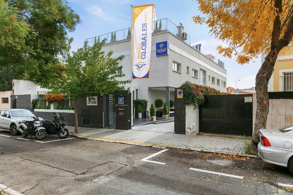 Globales Acis Galatea — Property