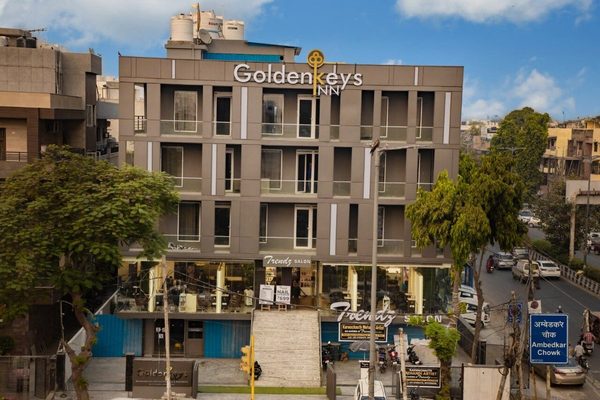 Golden Keys Inn — Property