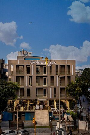 Golden Keys Inn — Property