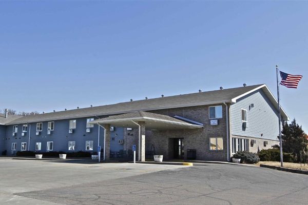 Governors Inn a Travelodge by Wyndham — Property