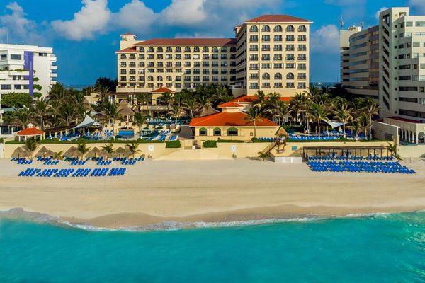 GR Solaris Cancun — Property
