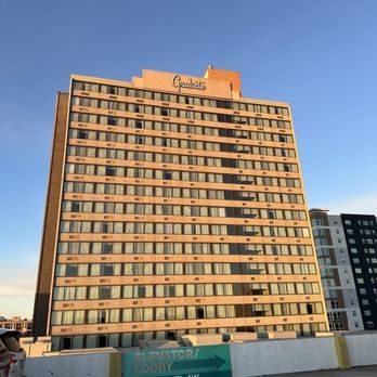 Graduate By Hilton Lincoln — Property