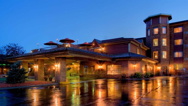 Grand Gateway Hotel — Property