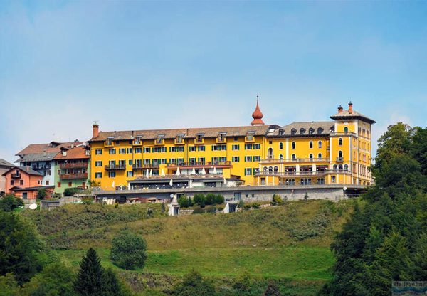 Grand Hotel Astoria — Property