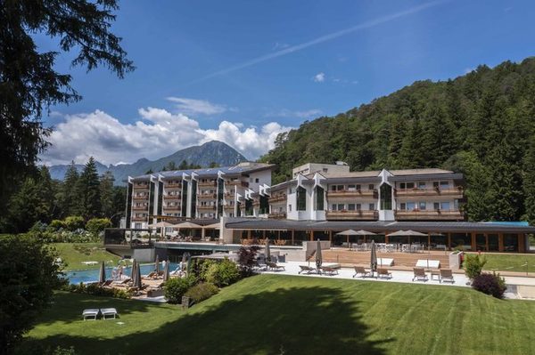 Grand Hotel Terme di Comano — Property