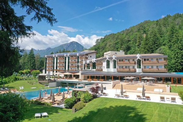 Grand Hotel Terme di Comano — Property