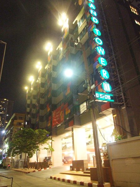 Grand Tower Inn Sathon — Property