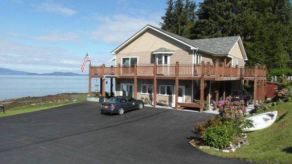Grand View Bed and Breakfast — Property