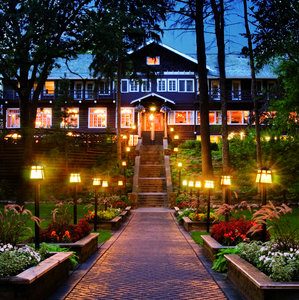 Grand View Lodge — Property