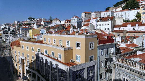 Grande Pensao Residencial Alcobia — Property
