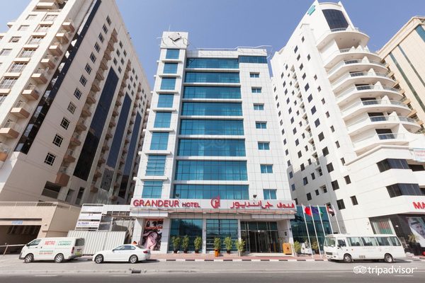 Grandeur Hotel — Property