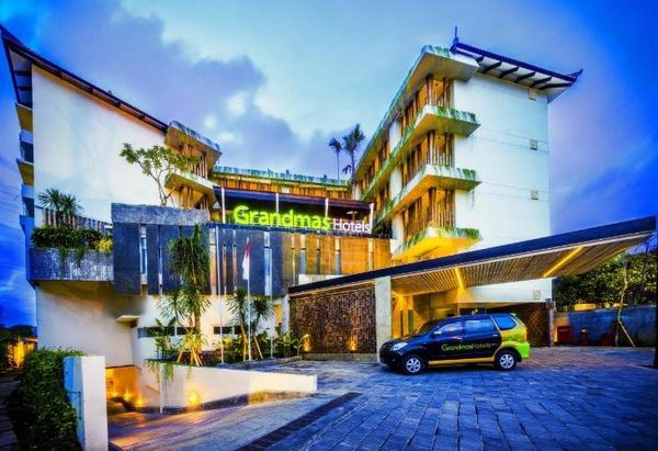 Grandmas Plus Hotel Airport — Property