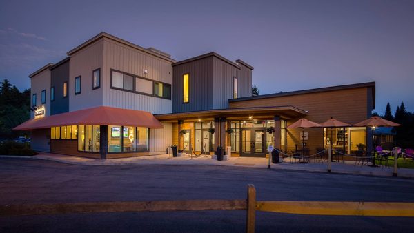 Green Mountain Suites Hotel — Property