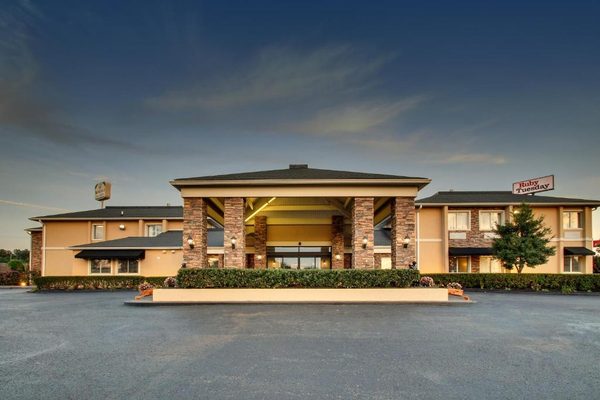 Greenfield Inn Suites — Property