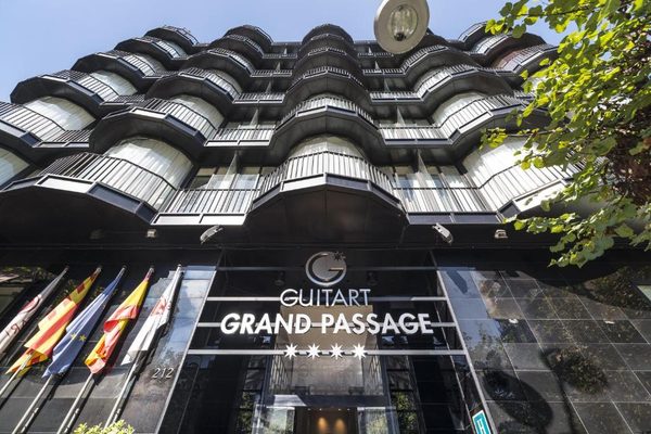 Guitart Grand Passage Barcelona Catalonia — Property
