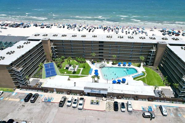 Gulfstream Condominium — Property