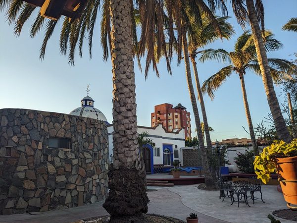 Hacienda Paraiso de La Paz Bed and Breakfast Inn — Property