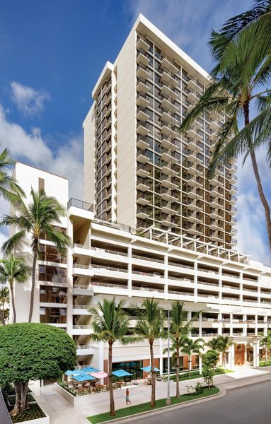 Halepuna Waikiki by Halekulani Honolulu Oahu Hawaii — Property