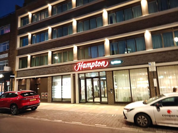 Hampton by Hilton London City — Property