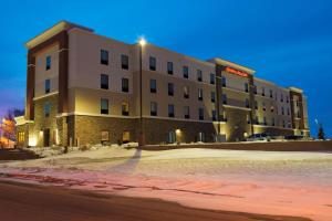 Hampton Inn and Suites Bismarck Northwest — Property