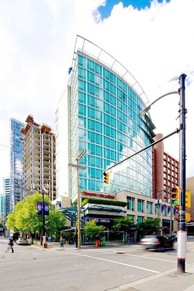 Hampton Inn and Suites by Hilton Downtown Vancouver Vancouver British Columbia — Property