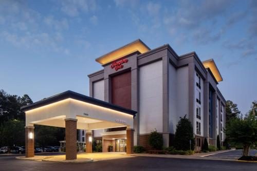 Hampton Inn Atlanta Northlake — Property