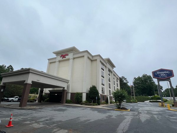 Hampton Inn Atlanta Northlake — Property