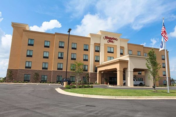 Hampton Inn Atmore — Property