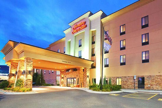 Hampton Inn Billings — Property