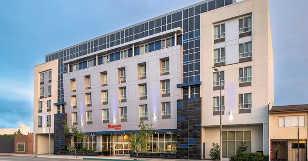 Hampton Inn by Hilton North Hollywood Los Angeles California — Property