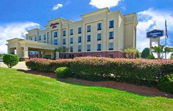 Hampton Inn Canton — Property