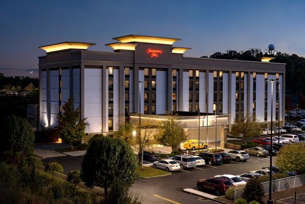 Hampton Inn Charleston Southridge — Property