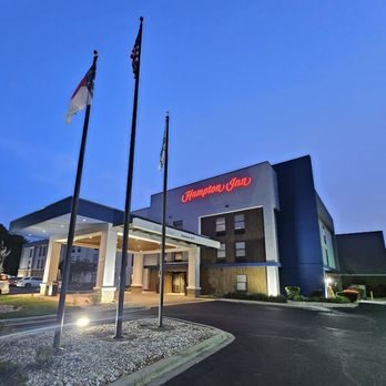 Hampton Inn Charlotte Monroe — Property