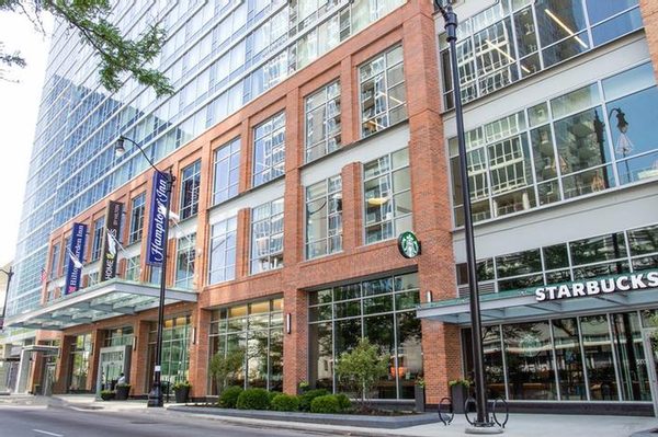 Hampton Inn Chicago McCormick Place Chicago Illinois — Property