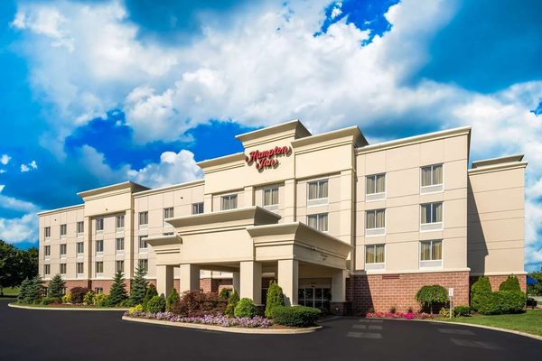 Hampton Inn Clifton Park — Property